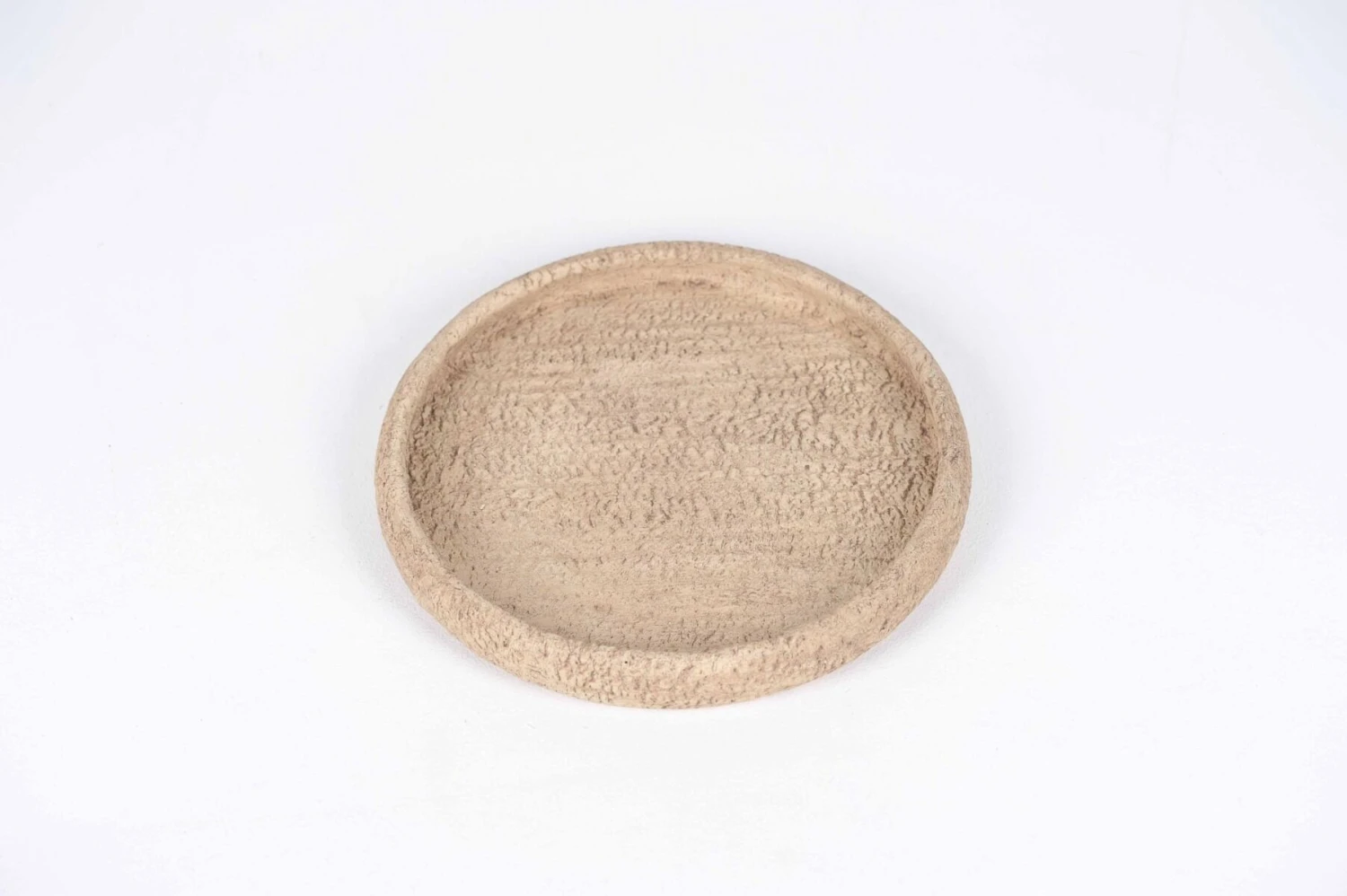 Oldenhof Large Schaal Met Opstaande Rand ø 30,5 Cm Zandkleurig 3 Oldenhof Large Schaal Met Opstaande Rand ø 30,5 Cm Zandkleurig