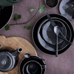 Broste Copenhagen Nordic Coal Serviesset 16-delig -Bekend Glaswerk Winkel nordic coal 4